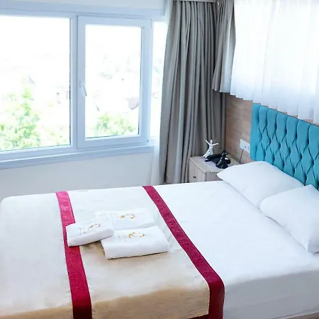 Hotel The Laıla 3*