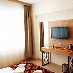 The Laıla Otel 3*