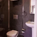The Laıla 3*